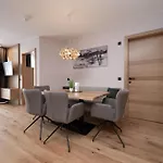 A Casa Infinity סרפהאוס