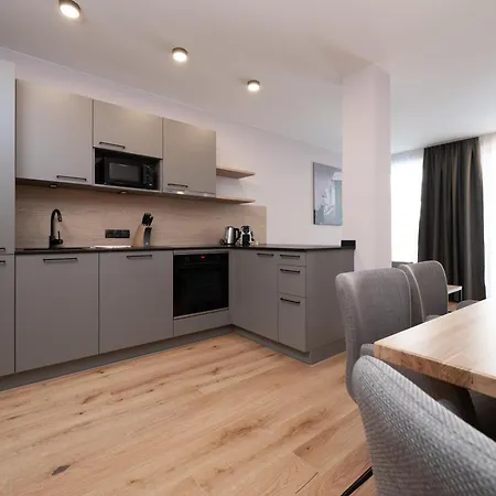 A Casa Infinity 瑟弗浩斯