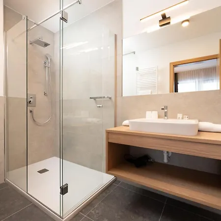 A Casa Infinity * 瑟弗浩斯