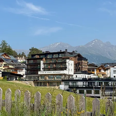 A Casa Infinity 公寓 *