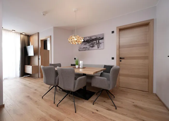 A Casa Infinity سيرفاوس